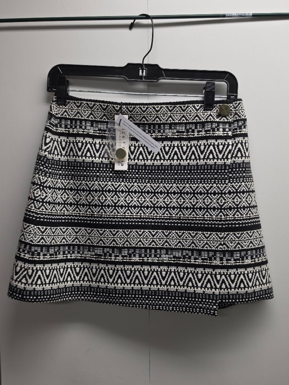 Alice & Olivia Skirt, Black & White, Size 4